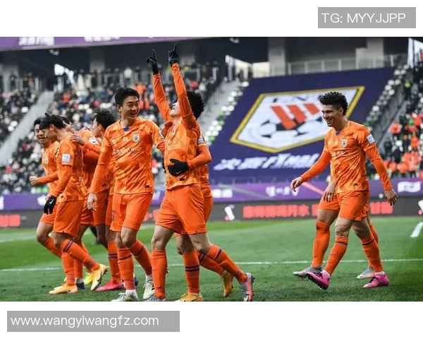 2020足协杯精彩对决山东鲁能迎战大连人全力争夺晋级机会